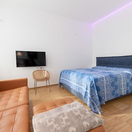 Apartments Leonardo Bolzano Bagian luar foto