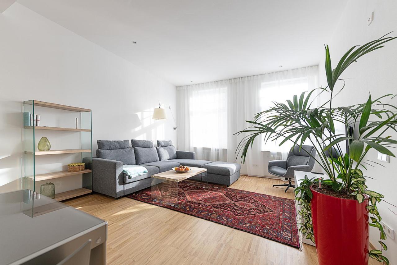 Apartments Leonardo Bolzano Bagian luar foto