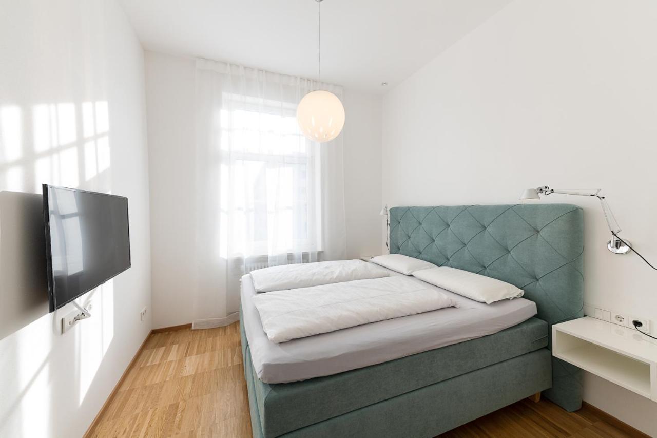 Apartments Leonardo Bolzano Bagian luar foto
