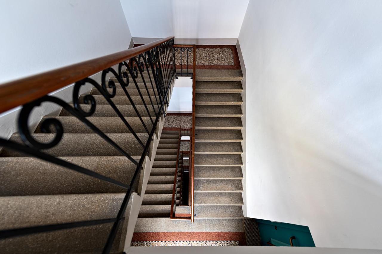 Apartments Leonardo Bolzano Bagian luar foto