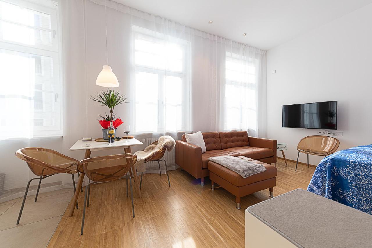 Apartments Leonardo Bolzano Bagian luar foto